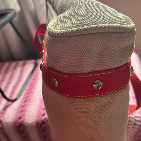Louis Vuitton Beige and Red Tote Bag - Picture 6 of 12